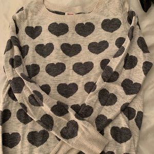 Women’s sweater with hearts